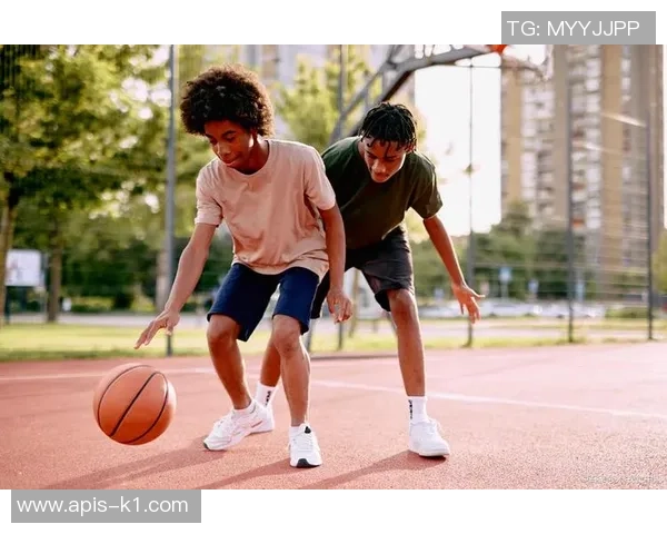 滨篮球：探索这项运动如何在年轻人中激发热情与团队精神